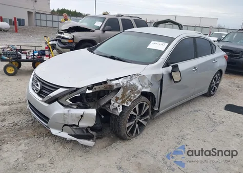 2016 Nissan Altima 2.5/2.5 S/2.5 Sl/2.5 Sr/2.5 Sv z USA, uszkodzony, nr VIN 1N4AL3AP3GC175723